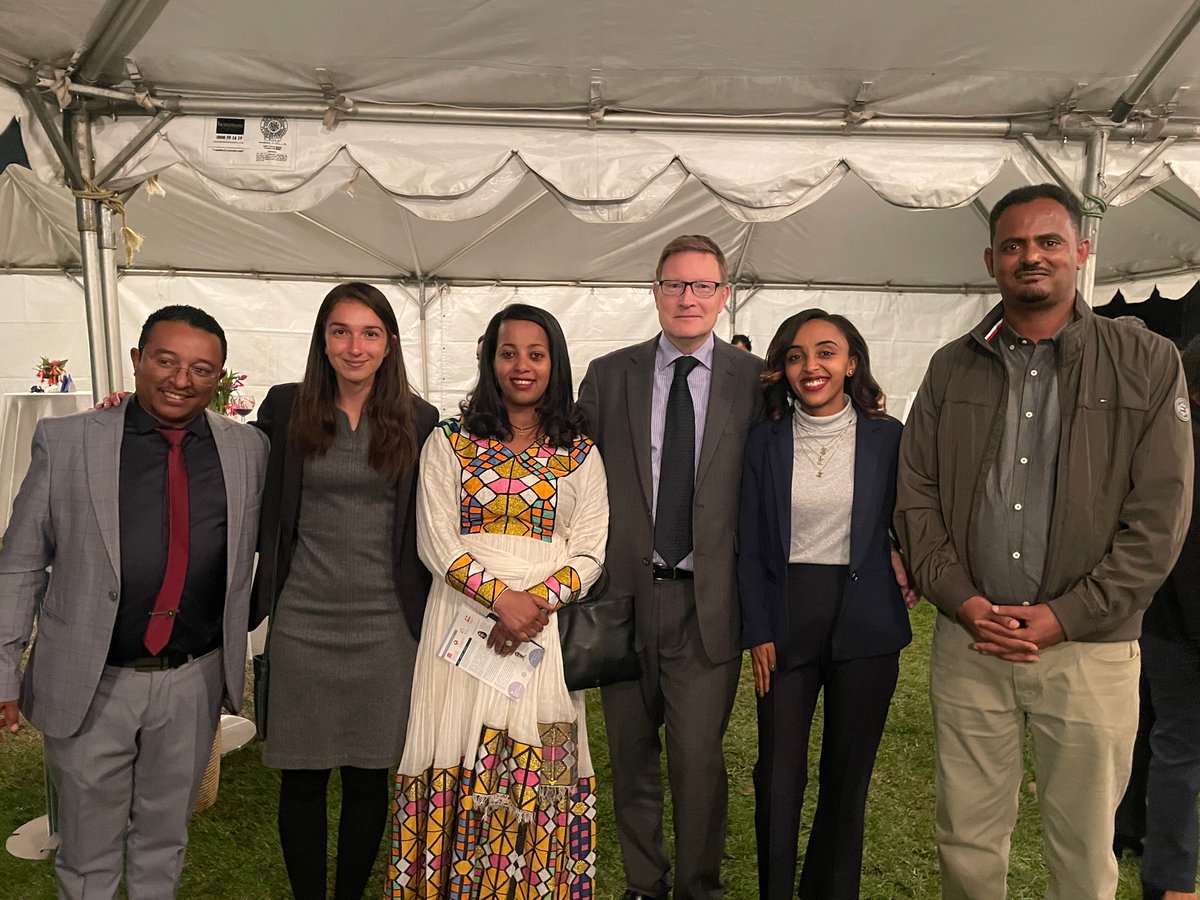 Aysha Harwood tweet media