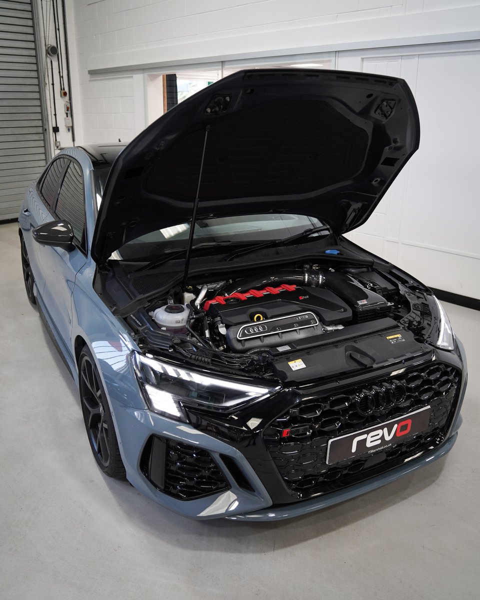 Our friends at REVO have launched the new Carbon Series intake for the Audi RS3 8Y.

Designed to directly replace restrictive OEM components, the Carbon Series has performance woven in to the core of every product.
onlyrevo.com/product-detail… #AD