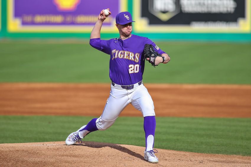 3 things every college coach wants in a pitcher:

🧵

<a href="/FlatgroundApp/">FLATGROUND Pitching</a>