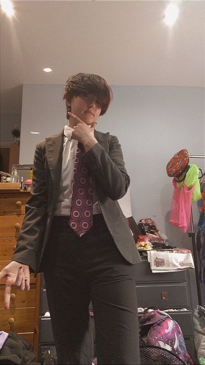 Void__Zer0's tweet photo. Day 3: Day At The Office. Got a lil fake moustache and everything lmao #femboy #dayattheoffice #dressup https://t.co/mUAzDJFq8L