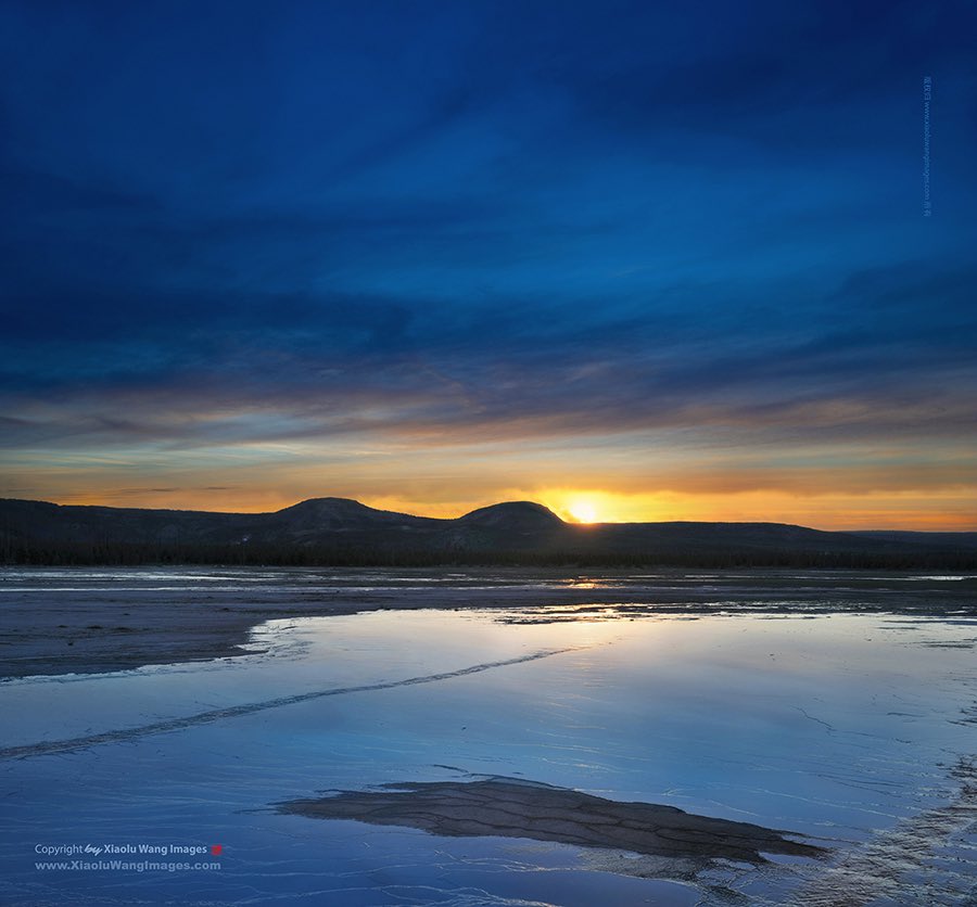 Love is Blue/ الحب هو الأزرق/ 爱是蓝色的/L'amour est bleu/Liebe ist blau/ Η ΑΓΑΠΗ ΕΙΝΑΙ μπλε/ Tá grá gorm/ L'amore è blu/ 愛は青い/ Miłość jest niebieska/ Amor é azul/ Dragostea e albastră/ Любовь голубая/El amor es azul/Sevgi mavidir/Кохання синє/ Láska je modrá/L’amor és blau