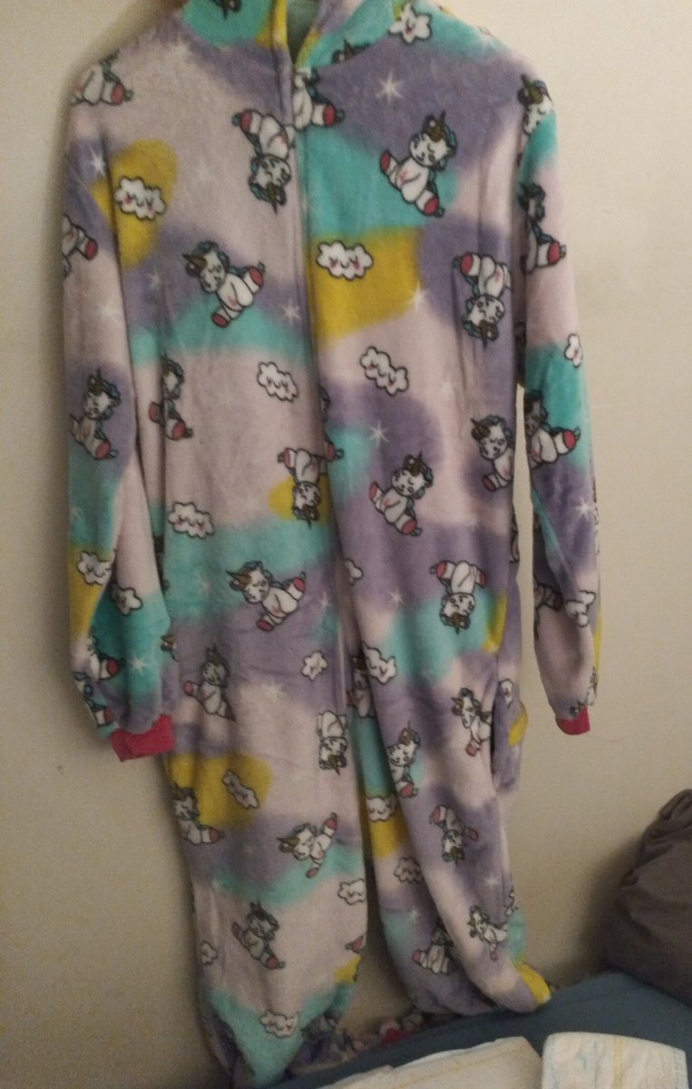 ScatPrincess69's tweet photo. My pajama💜 https://t.co/Mfg4zHvFsP