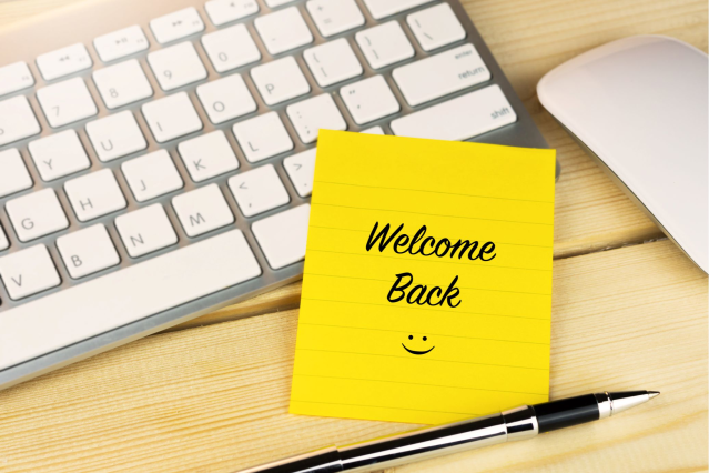 RHFA_PHL's tweet photo. When employers and employees part ways, it doesn’t need to be forever. See this post for insights on boomerang hiring from a seasoned “boomeranger.” https://t.co/BD6nwj7YRa https://t.co/PMzBejOmKI