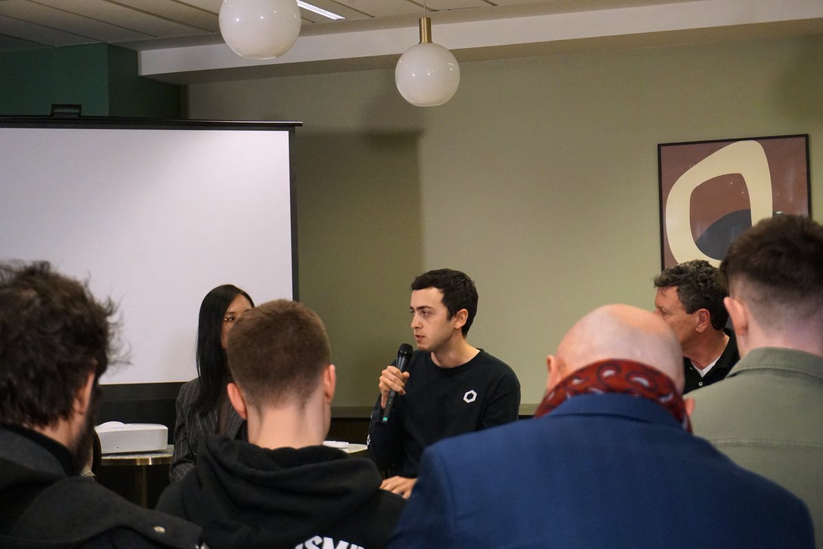 realonbase's tweet photo. Panel 1 from #RWAsGetReal discussed the current state of the #realworldassetmarket⚖️

The panel hosted insightful speakers from @defactorlabs, @chainlinklabs, @TokenySolutions and @2tokens_org👏

Were you there? Let us know what you learned!👇 https://t.co/xLs1402F1p