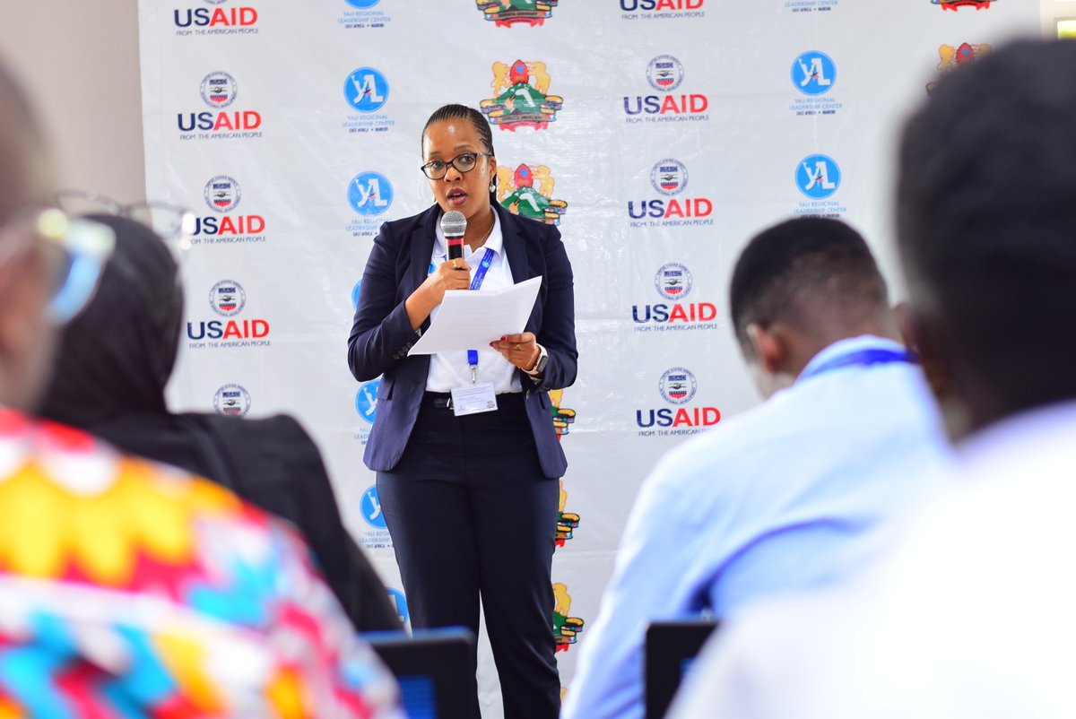 rlceastafrica's tweet photo. YALI RLC EA Cohort 1 ToT representative Monica Pili Bernard giving her remarks.
@USAIDKenya @YALINetwork @KenyattaUni
@USEmbassyKenya @YALI4AFRICA
#YALIRLCEAToT #Commencment #YALIimpact #YALITrasnformation https://t.co/nwqfWJX3t8