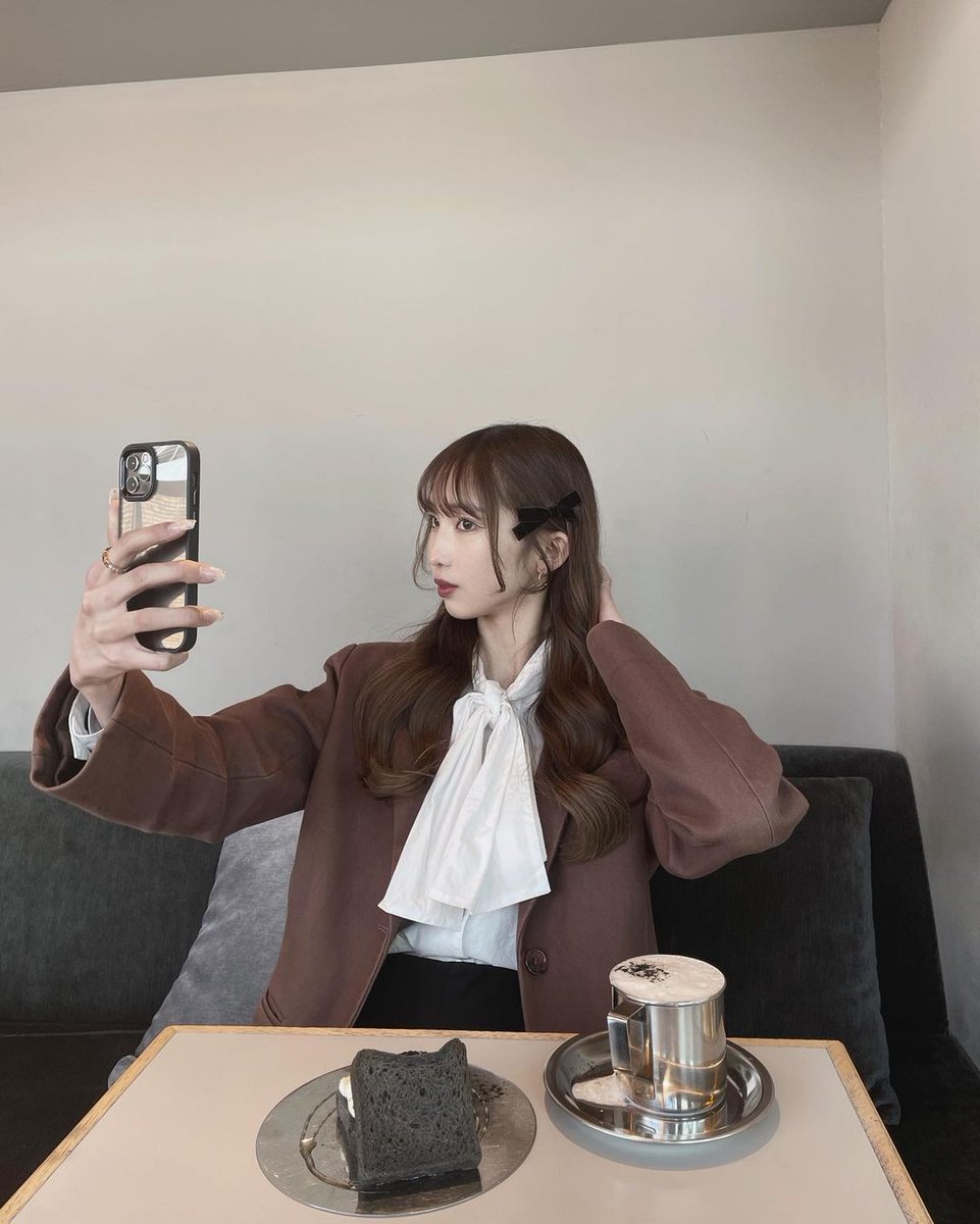 OTinsta's tweet photo. https://t.co/7eBpQkmFfc
佐々木杏莉のインスタが更新されました。（自動投稿）
 #ONELOVEONEHEART
 #佐々木杏莉
カフェ巡りだいすき☕️🤎
・
カフェラテ大好きmanなので、飲み物は基本カフェラテです🤗🫶🏻
まだコーヒーは飲めません😋
・
・
...
2023/03/31 20:01 https://t.co/BhLafRlk2v