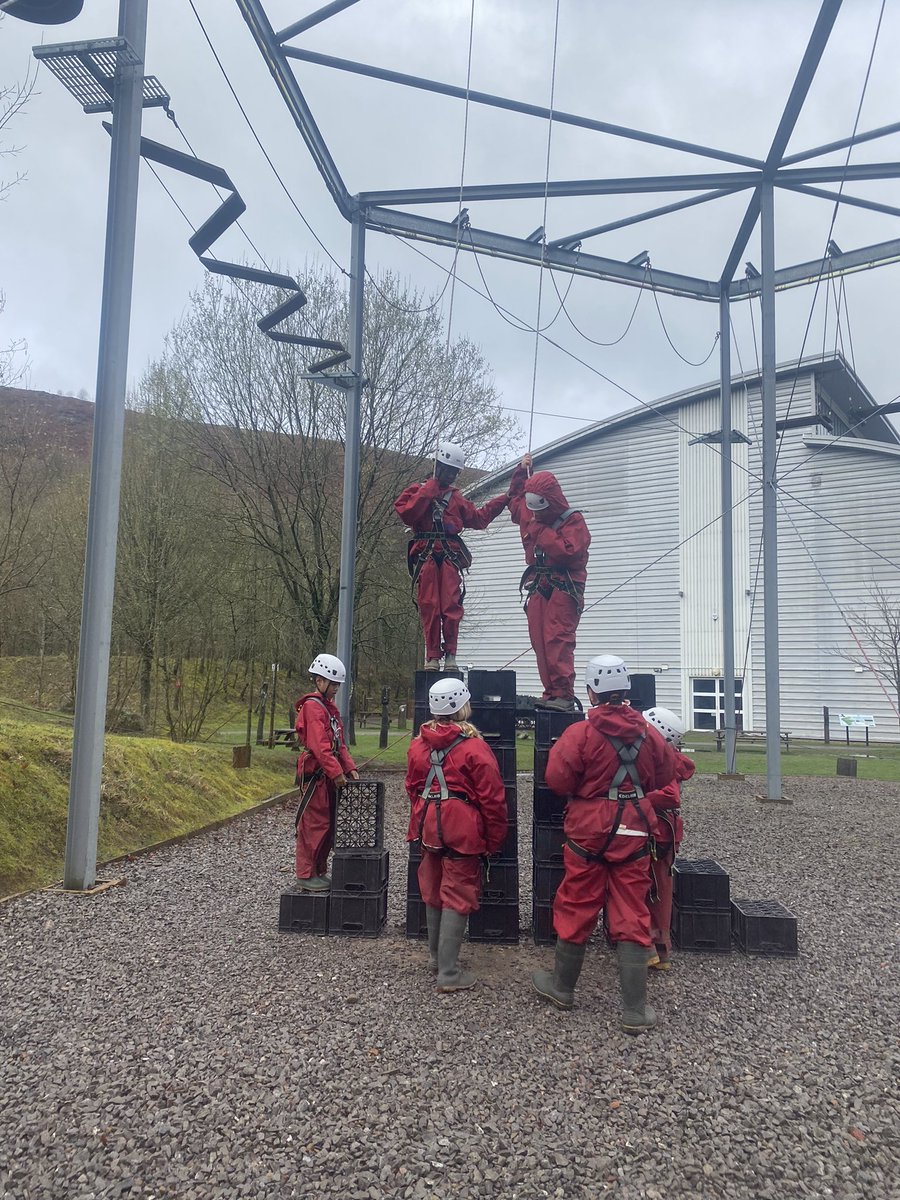 SevernPrimary's tweet photo. Group 1 had some fun crate stacking this morning! #severntakesummit #rockuk #cratestacking https://t.co/n4wAKNgvGE