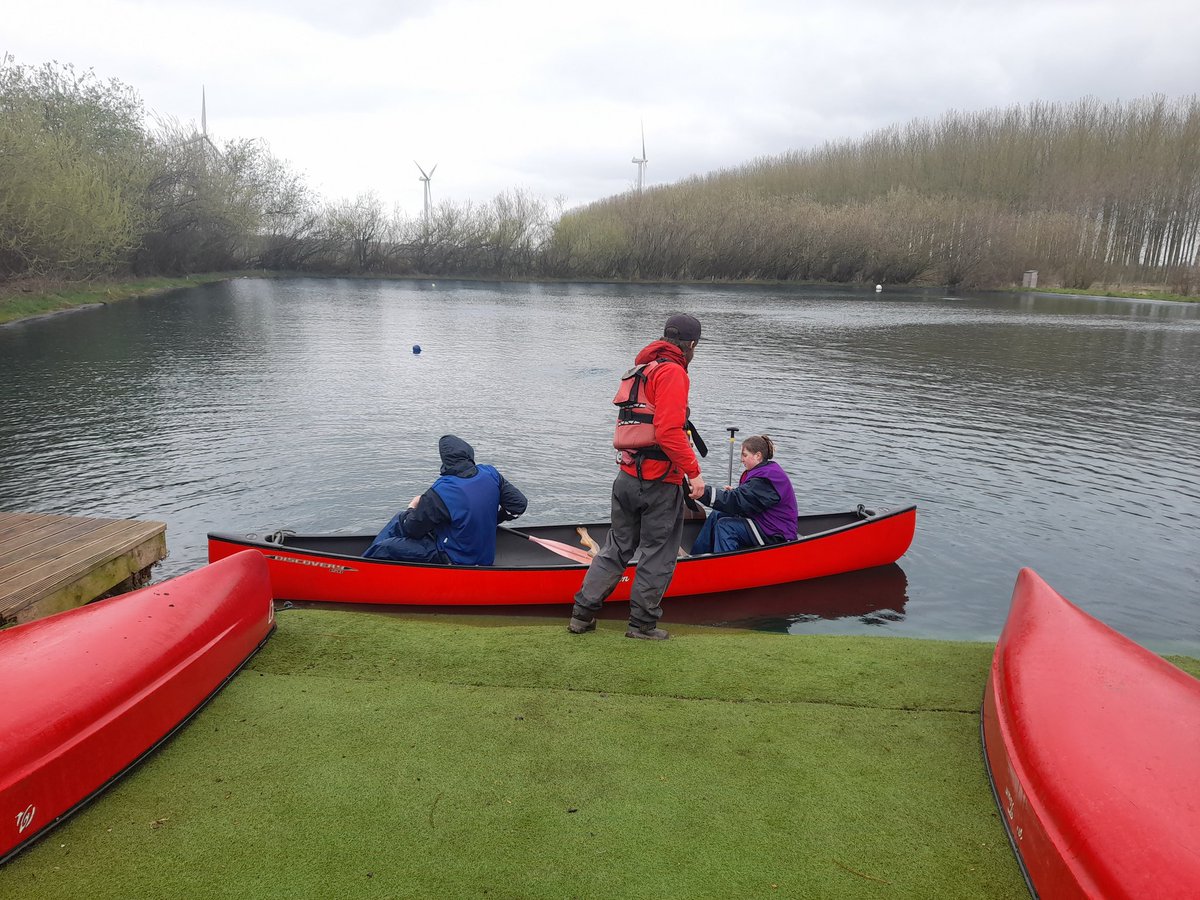 Cambridge National students getting ready for an afternoon canoeing at Rock and River