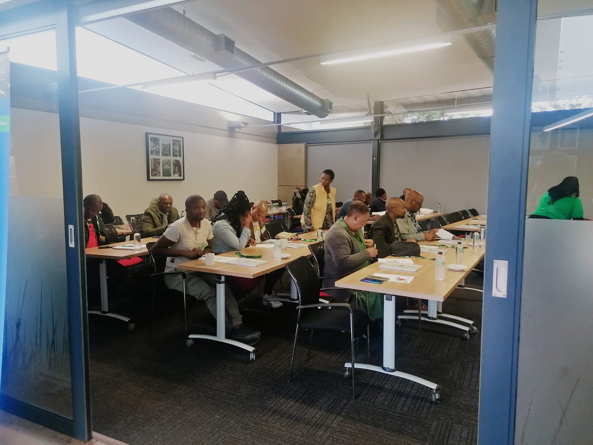 scienceceoacade's tweet photo. Mathematics GET Teacher's Workshop underway.

#scienceceoacademy
#mathstraining
#teachersdevelopment
#teachingandlearning https://t.co/j8kYIfPrzc