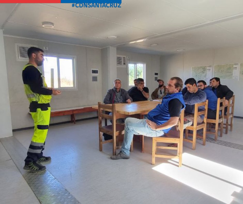Nuestro equipo se reunió con empresa noruega de energías renovables Statkraft, a cargo de la construcción y operación del Parque Eólico en #Litueche. Junto a empresarios turísticos de #CardenalCaro, se analizaron diferentes alternativas de impulso al sector turístico de la zona.