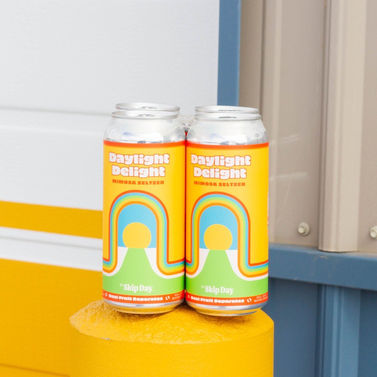 wavegrip's tweet photo. Spring has sprung and we couldn't be happier! Longer days mean more time to enjoy the beautiful weather and perhaps a can of @FernsonBrewing Daylight Delight which are conveniently bundled in to an easy to grab four-pack using our Original Can Carrier #craftbeer #beerpackaging https://t.co/4Hk34eOCSV