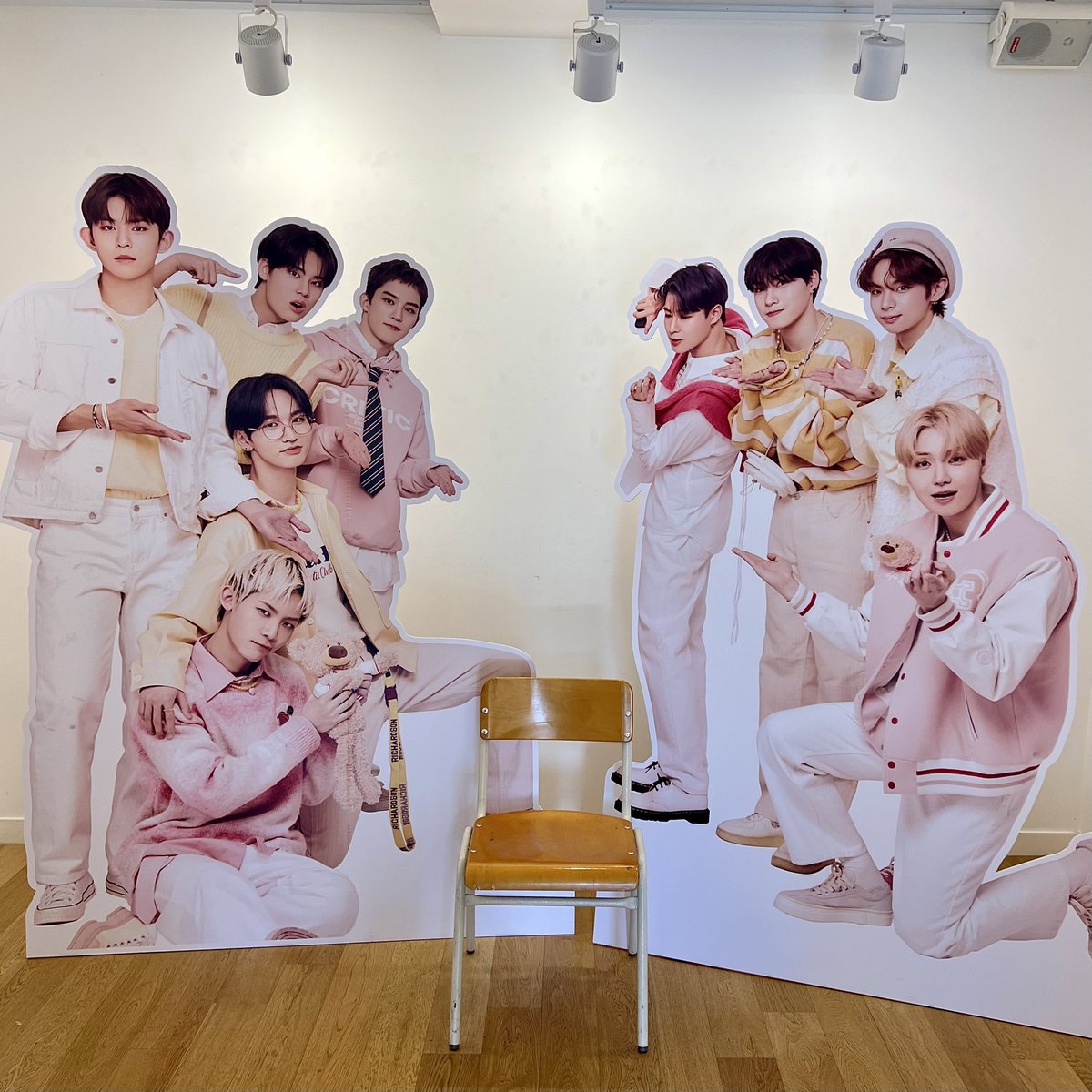 yurisdg's tweet image. 사랑이 가득해 🩷🩷🩷🩷

#TO1_Springtime_TOgether