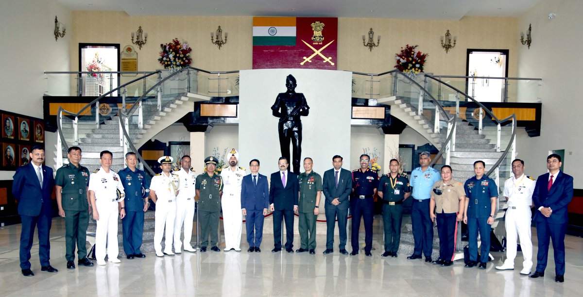 SpokespersonMoD's tweet photo. 4th Joint Defence Cooperation Committee meeting between India &amp; the Philippines held, today in New Delhi to review the ongoing bilateral defence cooperation &amp; discuss effective &amp; practical initiatives to further expand the engagements.
Read more:
https://t.co/5Q5oy72mEk https://t.co/Etp8sm3fZT