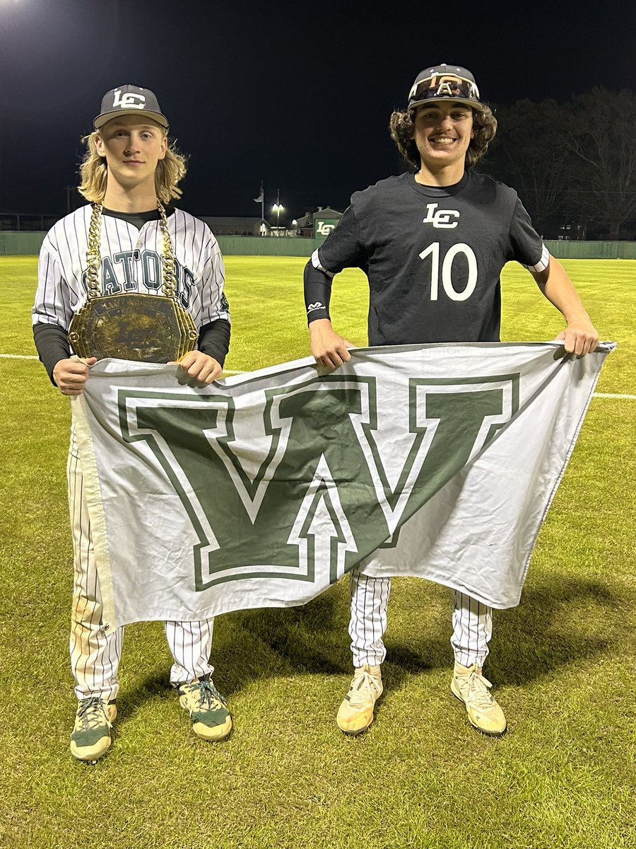 coach_brlewis's tweet photo. Gators with another division win 8-3 over Cleveland Central! Michael Callahan gets the “10”. Brandon Mahfouz gets the JUICE chain! #FlyTheW

Michael Callahan: 2-4, R
Brandon Mahfouz: 4.1 IP, 1 R, 7 K
Baker Walker: 2-2, 2 R, RBI
Wixon, Martin, Collins also contributed hits. https://t.co/nA9sC0sjDh