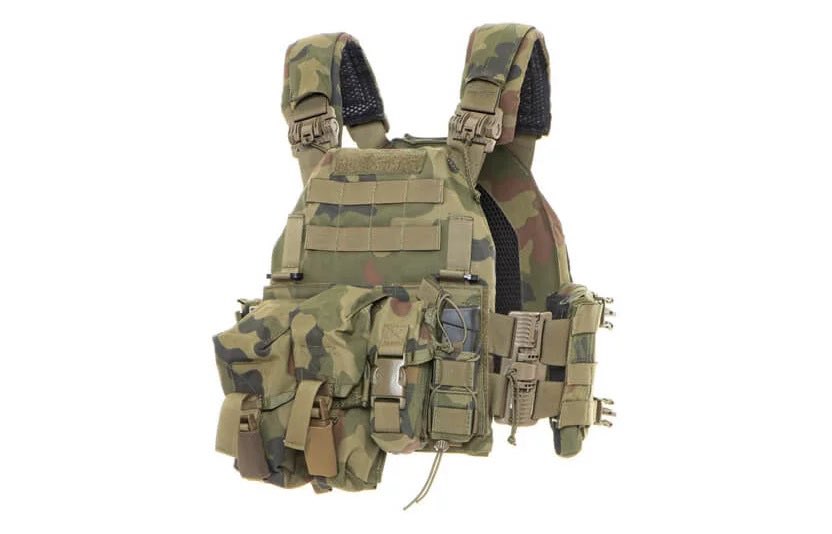 ポーランド軍がGRYFプレートキャリアを採用したとのこと。 防御範囲を