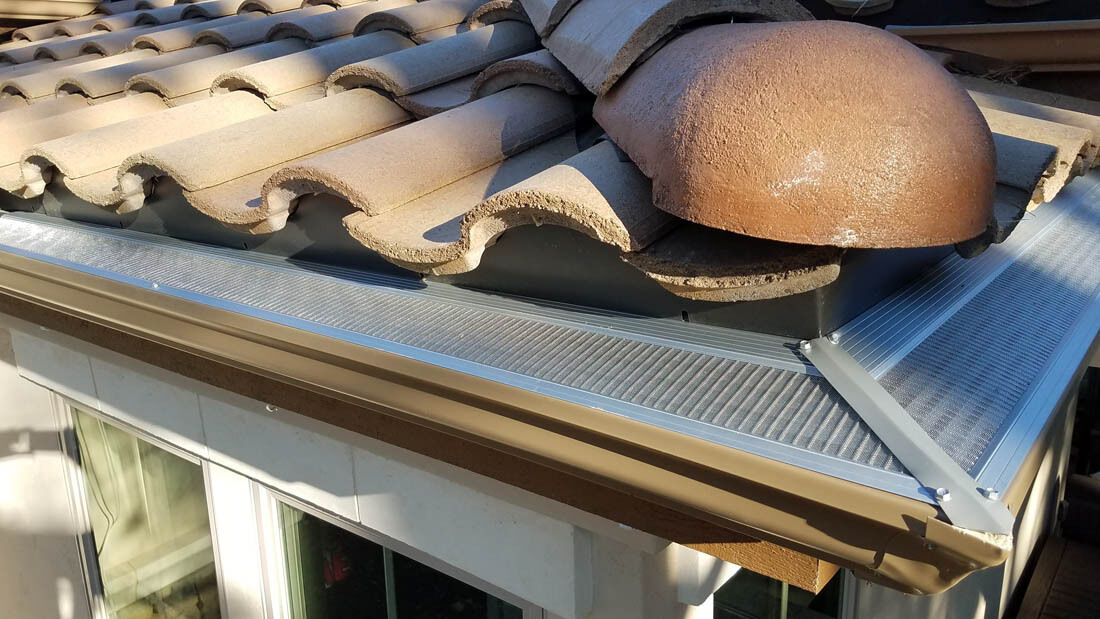 ATXGutterKing's tweet image. Austin Gutter King is the exclusive provider of GutterGlove Pro gutter guards in Central Texas. You will never have to clean your gutters again when our expert team installs these as part of your gutter system.

Call☎️ (512) 270-2445

bit.ly/3WasMyb