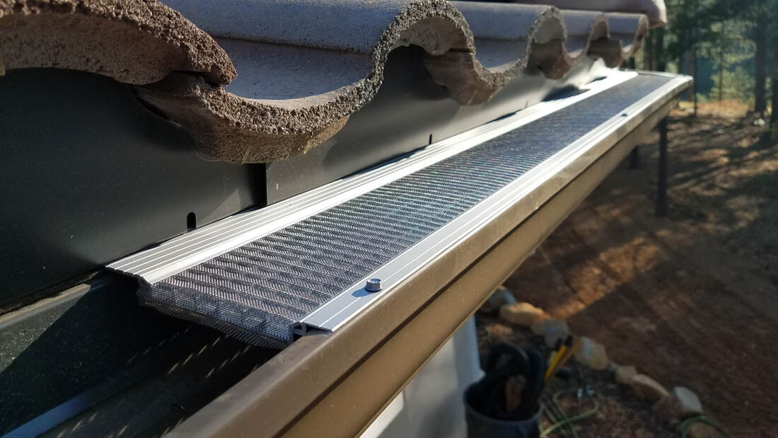 ATXGutterKing's tweet image. Austin Gutter King is the exclusive provider of GutterGlove Pro gutter guards in Central Texas. You will never have to clean your gutters again when our expert team installs these as part of your gutter system.

Call☎️ (512) 270-2445

bit.ly/3WasMyb