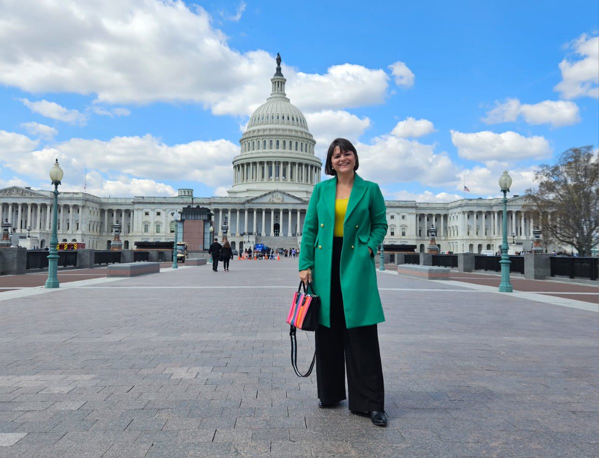 Marina Senestro tweet media