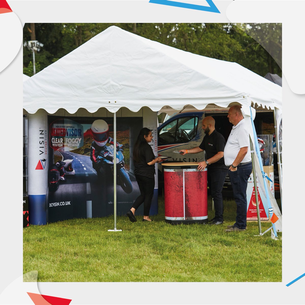 Diamondcoatings's tweet image. Motorcycle festivals and events are not just about showing off your ride, they're also great opportunities to network and make new friends in the biking community. Strike up a conversation and see where it takes you! #bikercommunity #networking #motorcycleevents
