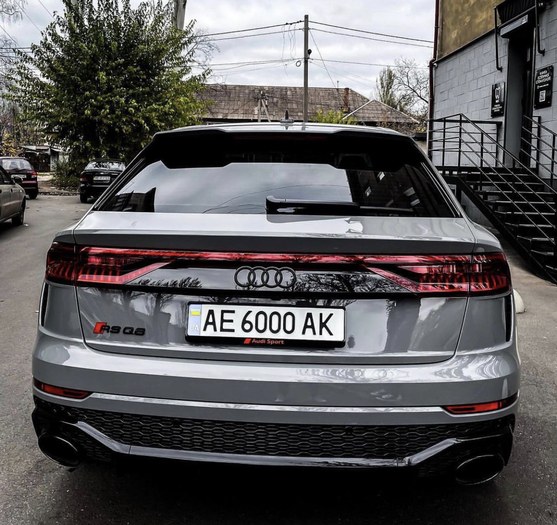 FastCarsWorld's tweet photo. Audi RSQ8 🍑 https://t.co/5RiIqfEOqV