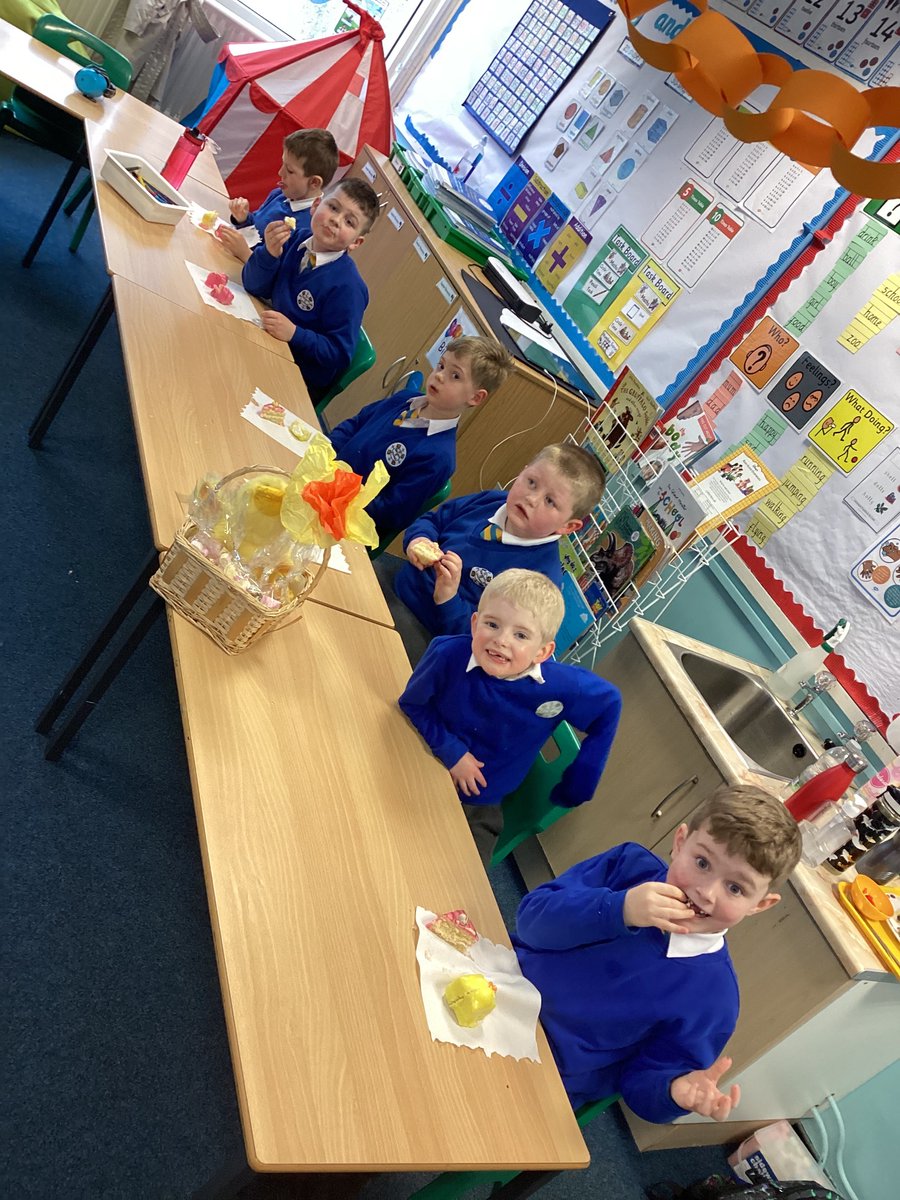 SMOS_P2C_LCSC's tweet photo. @SMOS_P2C_LCSC have a wonderful Easter break everyone!! The Easter bunny visited our class today  and left some lovely treats https://t.co/wr0BdNFHiP