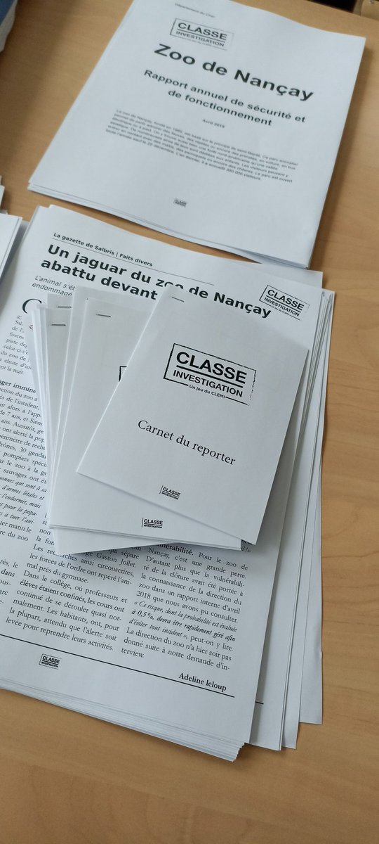 JenniferBriault's tweet photo. Pour terminer la semaine de la presse et des médias, la classe de 3PMET se glisse dans la peau d'un journaliste d'investigation. #SPME2023 #clemi https://t.co/xtatISrc1d