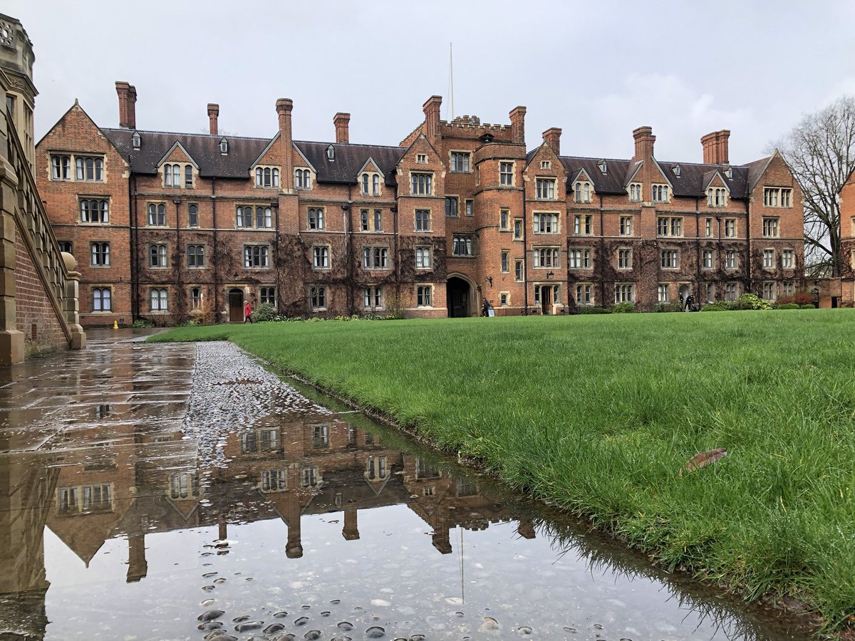 rogermosey's tweet image. Astonishing to report that #Cambridge has had a month with above average rainfall. Selwyn currently looks like a river college.