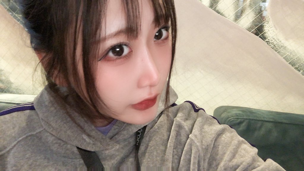 Shisha_M0's tweet photo. この角度しか可愛くない🐺🐺🐺 https://t.co/3QXxAXsZGI