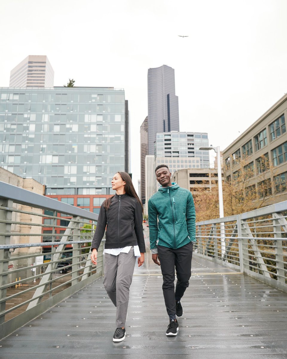 orosapparel's tweet photo. Strut in style. Try the Voya and Veer pant for unparalleled warmth and comfort. https://t.co/6ywoXsCNJQ