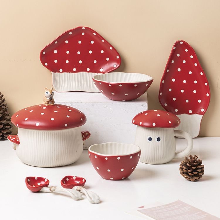 bread_vt's tweet photo. mushroom 🍄 cookware ?? https://t.co/4noRAaGQnM