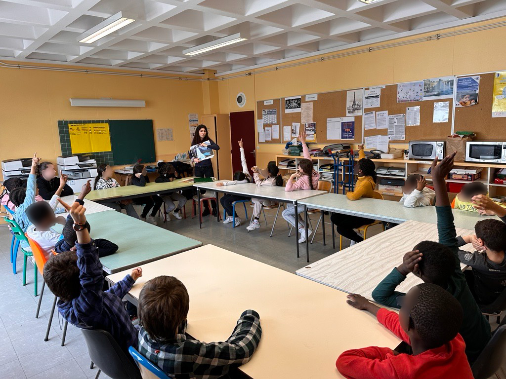 Les enfants des écoles du @PaysDeMeaux peuvent bénéficier d'une animation sur la géothermie. Aujourd'hui, nous sommes présents à l'école Binet avec notre partenaire Les Petits Débrouillards.
@petitsdeb 

groupe-coriance.fr/2023/03/31/ene…