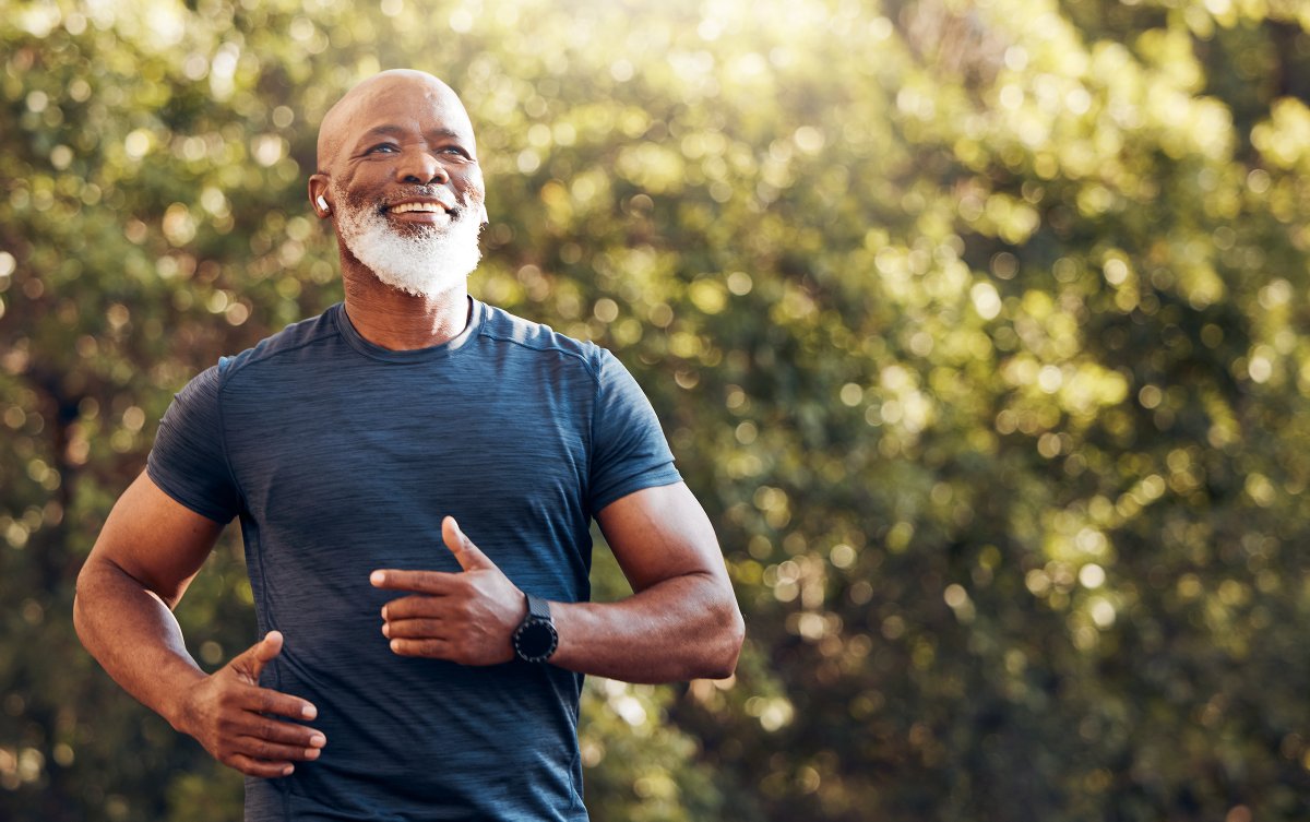 RIHEALTH's tweet photo. Did you know walking can help #ReducePain, increase flexibility, and improve overall #health? Join Walk with Ease, a free #exercise program, and start walking toward a happier, healthier you. To register, visit https://t.co/KrTTS5GoTo or call (401)432-7217. https://t.co/lCkweX45gl