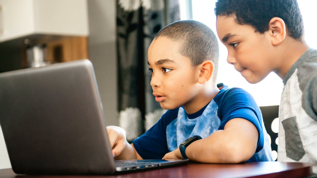 IfinityNex's tweet photo. 𝑩𝒆𝒔𝒕 𝑳𝒂𝒑𝒕𝒐𝒑 𝒇𝒐𝒓 12 𝒀𝒆𝒂𝒓 𝑶𝒍𝒅
Looking for the best laptop for your 12-year-old? Check out this article from Nexifinity for some great options and tips!
Visit us: https://t.co/PXlz2R2EeA
Email: nexifinityofficial@gmail.com
#nexifinity #BestLaptopFor12YearOlds https://t.co/otGfMQqNes