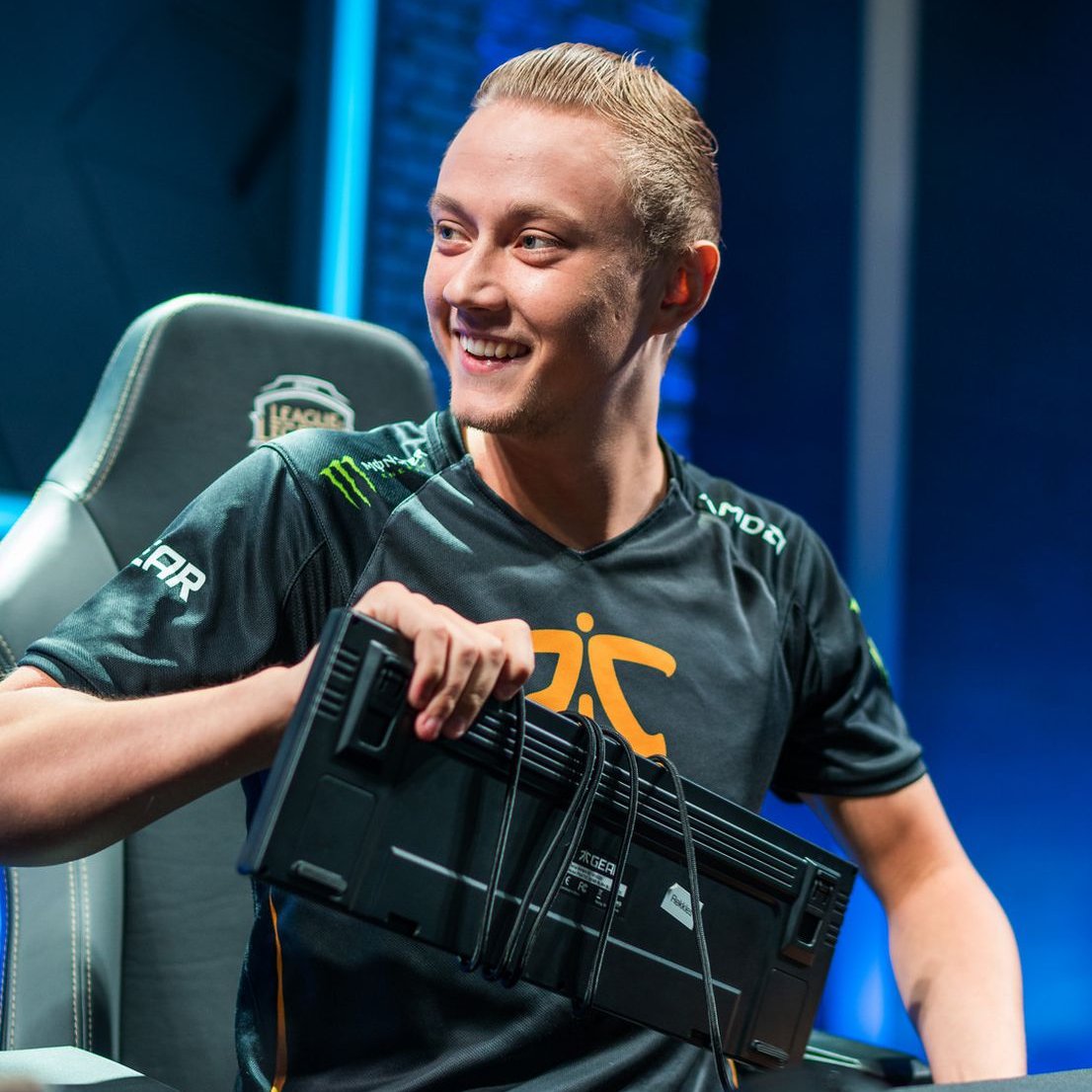 FNATIC tweet media