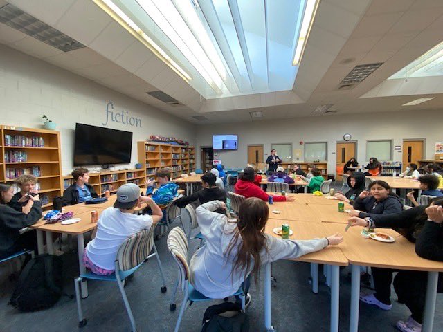 DDMMSDragons's tweet photo. Yesterday we had Professor Rock from @NCState at a lunch and learn sponsored by @wakeedpa Students were engaged and learned how additive manufacturing is done, what materials are used. πππ²π #creatingglobalcitizens @wcpssmagnets https://t.co/jLPPaQICeg