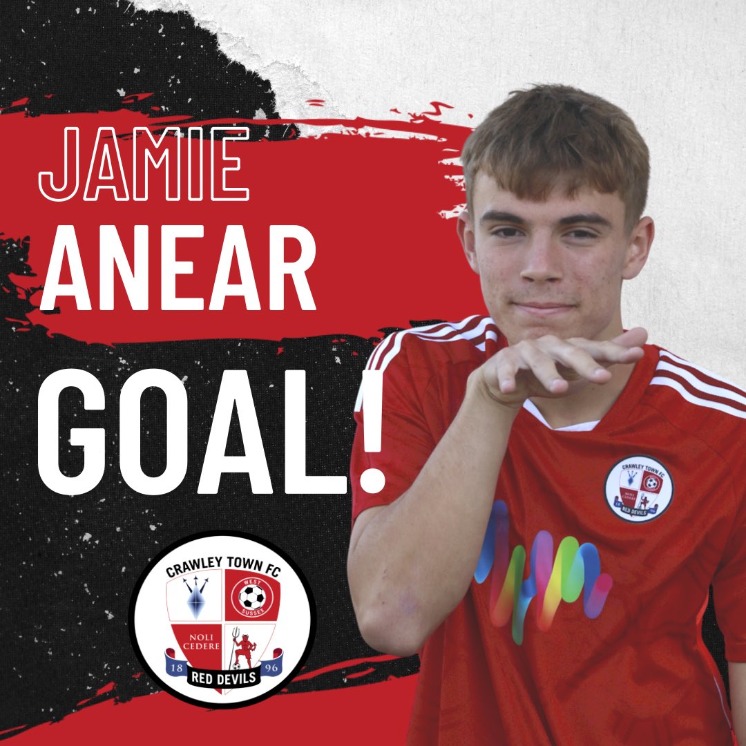 CrawleyFAcademy's tweet photo. ⚽️ JAMIE ANEAR

Anear gets his first Crawley goal! Sayle tees him up and he slams it home! 

🔵 0-1 🔴

21’ |  #TownTeamTogether https://t.co/o1zqgLB2bj