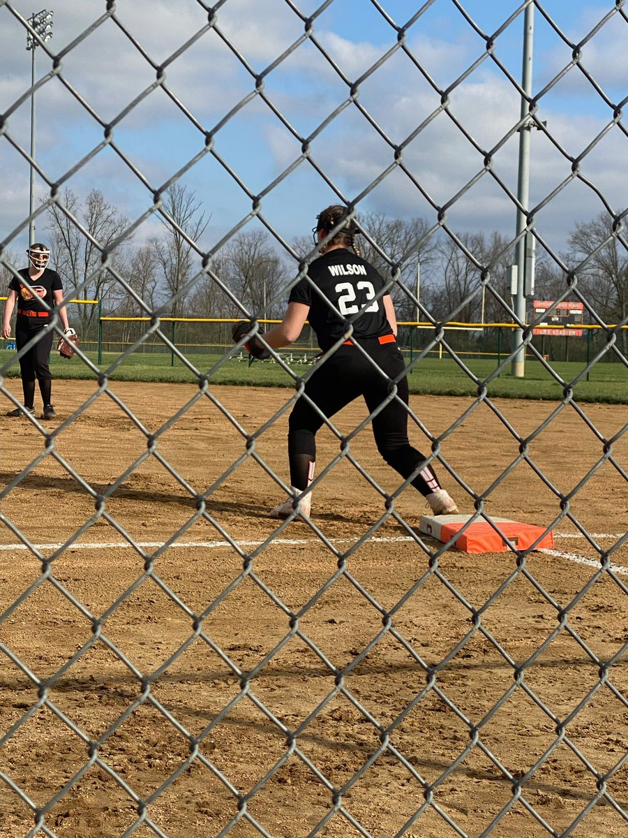 Loveland Middle School Softball tweet media