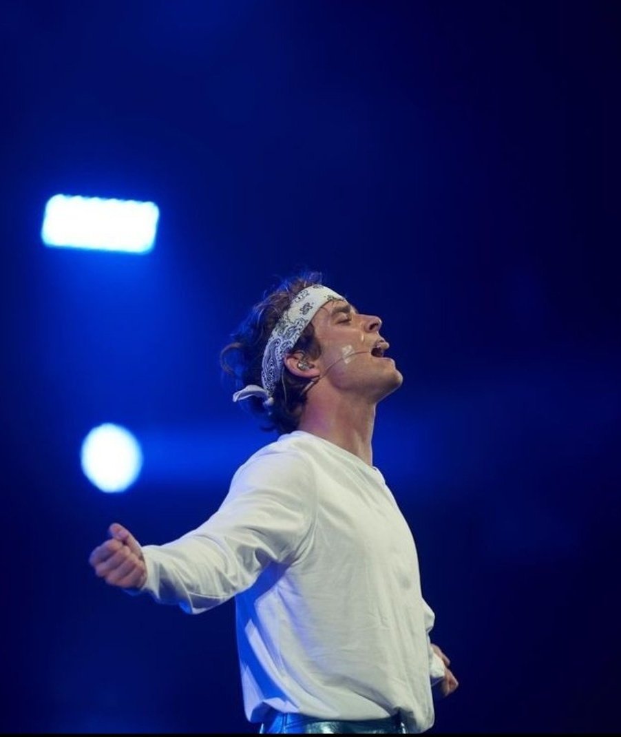 anyschmp's tweet image. Happy Birthday my love! I wish you all the best and all the success in the world! Do you realize that when I started following you, you had just turned 19 and now you&apos;re 23? Time goes so fast! +

#JKB23 × @joshbeauchamp