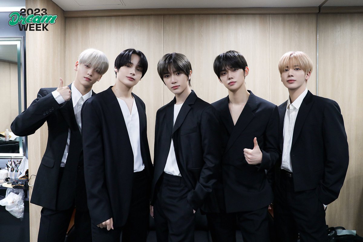 txtmonthly's tweet image. ✨ 230304
HAPPY 4th ANNIVERSARY #TXT! 🎉
#ToFOUReverlandWithTXT
#TXT_4th_Anniversary
#투바투와함께한4년내일도함께할우리