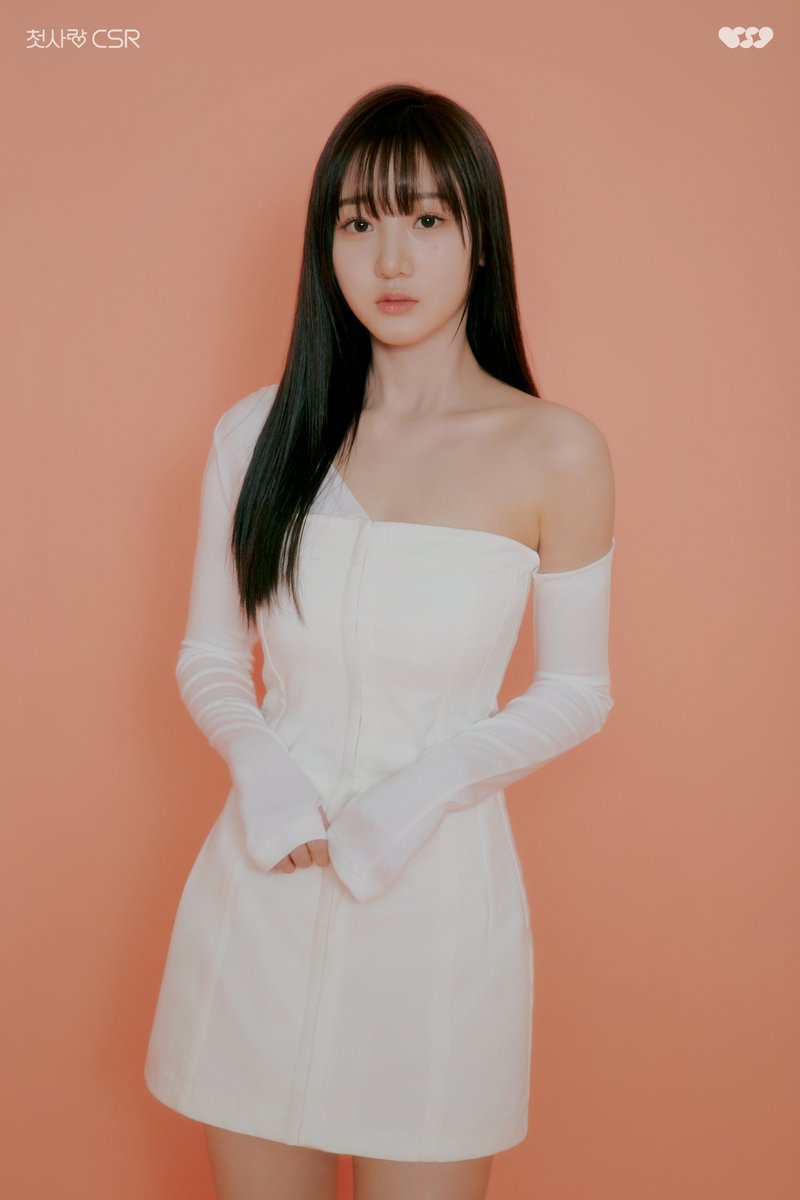 Uahhh8's tweet photo. Do you guys know csr? They are so fucking cute and slut on the same time https://t.co/1I3d2soSxL