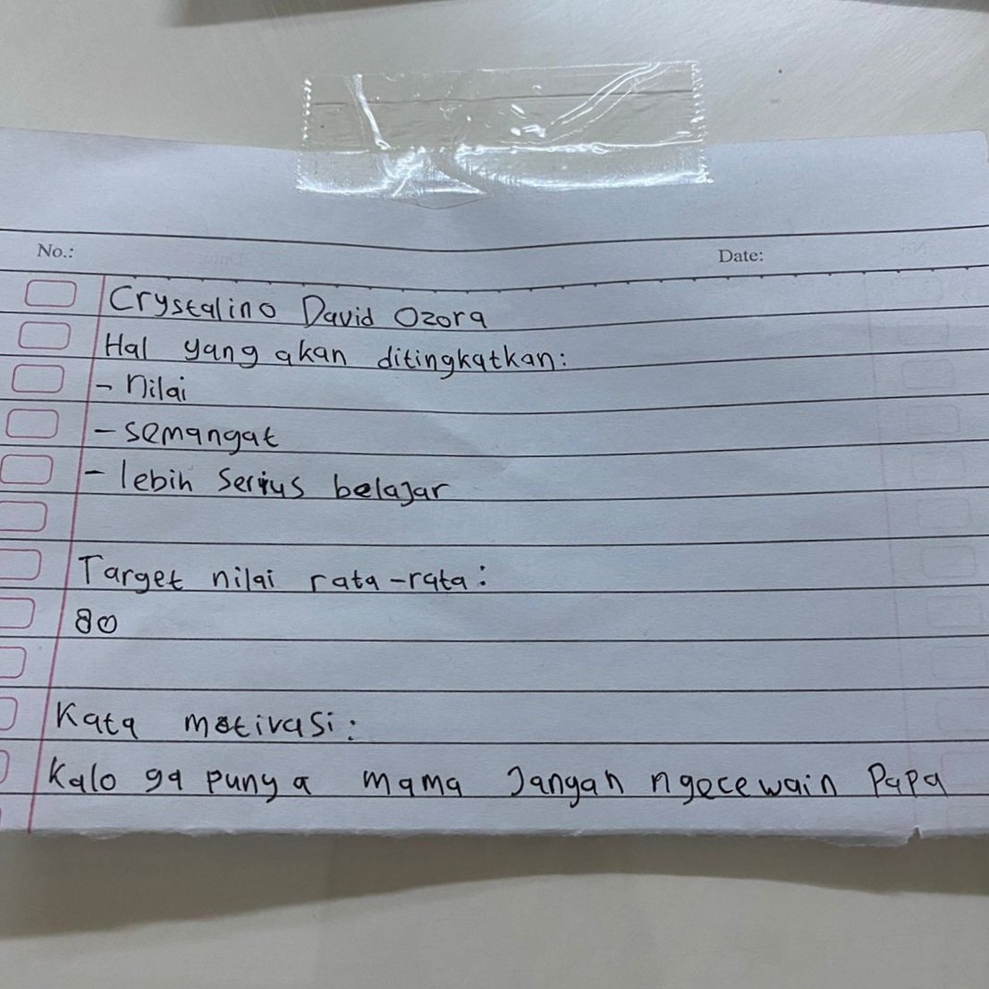 Infokomnewscom's tweet photo. Ruang kelas nya David di SMA Pangudi Luhur dan nemu sticky note David pas awal masuk sekolah. #KawalDavid #PrayForDavid https://t.co/3FzzYzIhFF