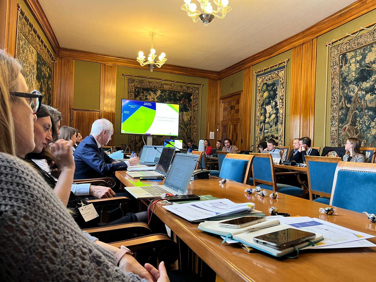 consolesvizzIT's tweet image. La prima conferenza della Presidenza🇨🇭di @_Eusalp sull&apos;#economiacircolare a #Friburgo ha sottolineato di come anche nello #spazioalpino sia necessario attuare progetti concreti per la transizione ad un modello economico più sostenibile♻️ #WeTheAlps @KdK_CdC