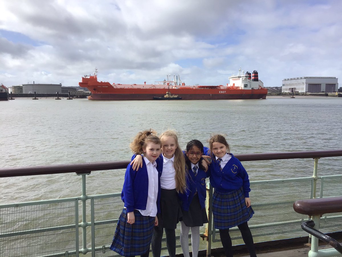CanonYearThree's tweet photo. Year 3 had a fantastic day on their trust experience! We went to Liverpool, visiting the Tate Museum and Maritime Museum. We then went on a ferry across the Mersey! @CanonSharples @LT_Trust https://t.co/NtdfTAjymU