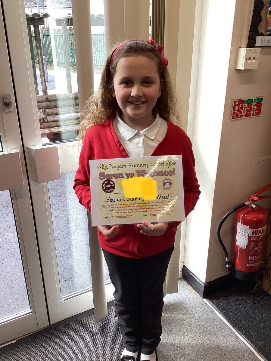 Congratulations to our Seren Yr Wythnos 🌟 Your eagerness and enthusiasm towards your home reading over the last few weeks has been exceptional! Da iawn 😃👏🏼