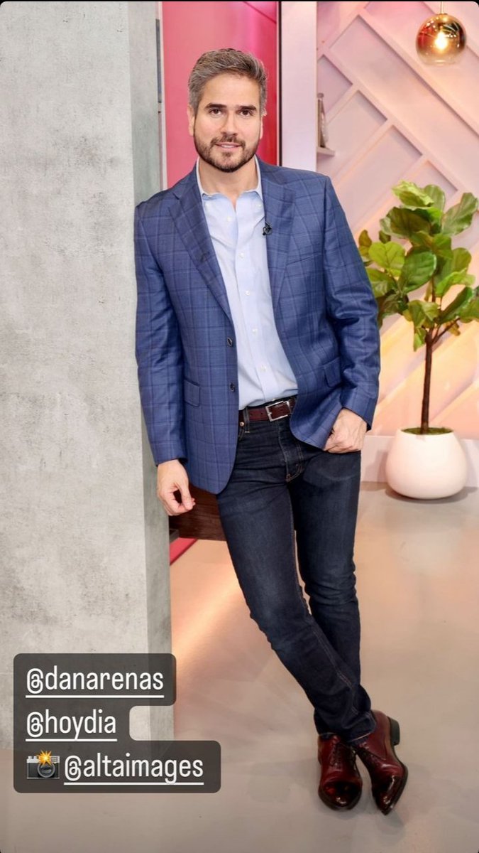 DaniArenasCol's tweet photo. #Felices44Daniel๐
#HappyBirthdayToYou
#DanielArenas
#FelizViernesATodos
#findesemana
#ArenasFamilia
#TeamDanielArenas
#ParceritaLiz
#LizV
#credito
#AltaImages
#HoyDia
#Telemundo
#ClubDeFanColombia
๐๐๐๐๐๐๐ฅณ๐๐๐ฅ๐พ๐บ๐ถโ๏ธโ๐๐ธ๐๐ผ๐๐ผ๐โ๐ซ https://t.co/H9LTc4ah99