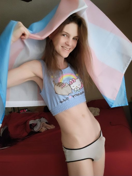 Legalize Girlcock 🏳️‍⚧️
#TransDayOfVisibility #femboyfriday #TransRights https://t.co/CHDVLlo36M