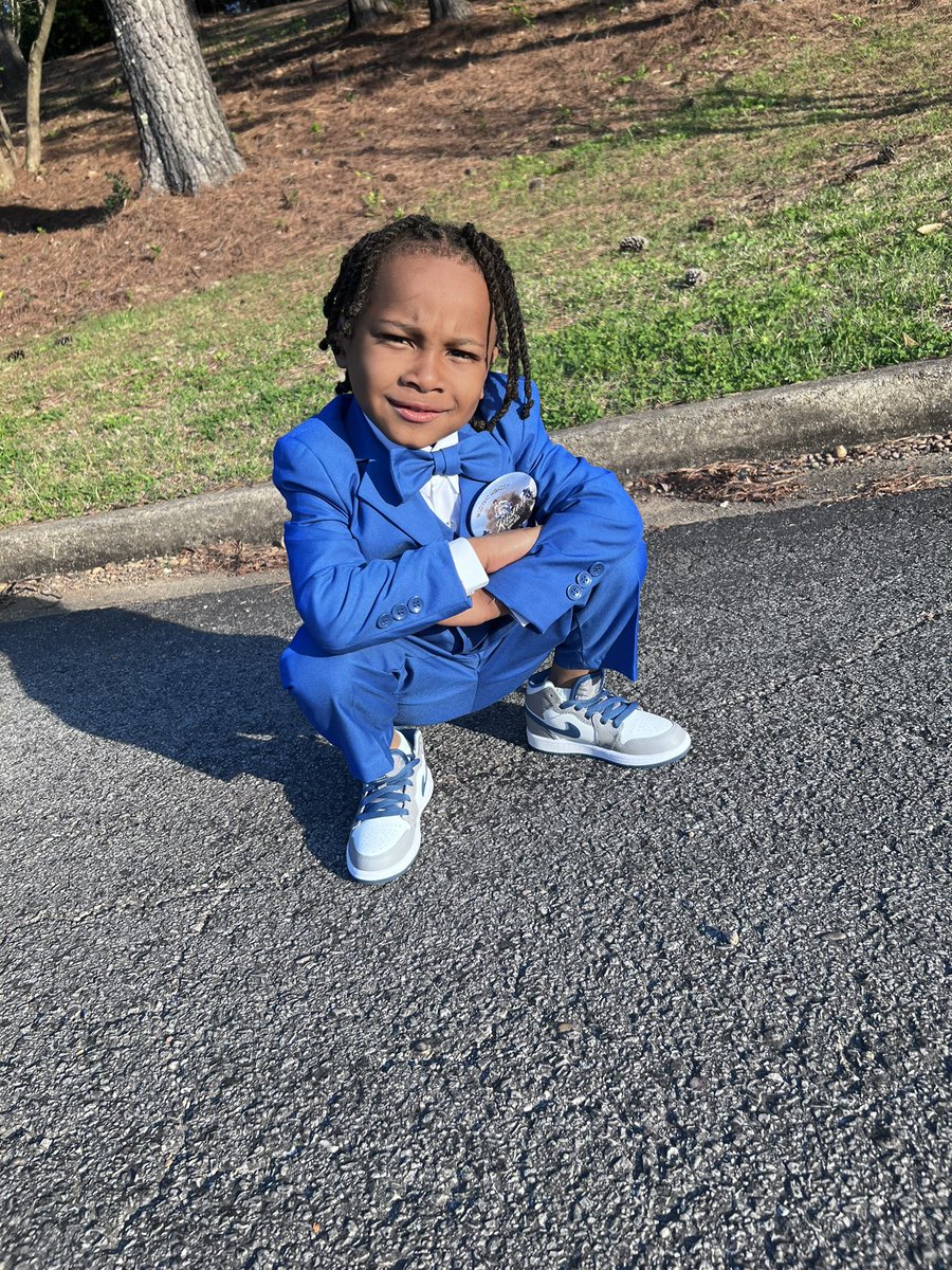Tgotti_T's tweet photo. Sneaker Ball 2k23 💙 Do it for Jo #LLBabyJo https://t.co/iHBtad2wV7