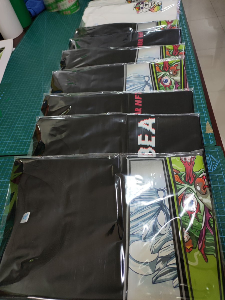 ทำงานหลังบ้านครับ ❤️ 
โปรเจ็คใดต้องการให้เป็นซับพลายเออร์ ติดต่อมาได้เลยนะครับ 😊