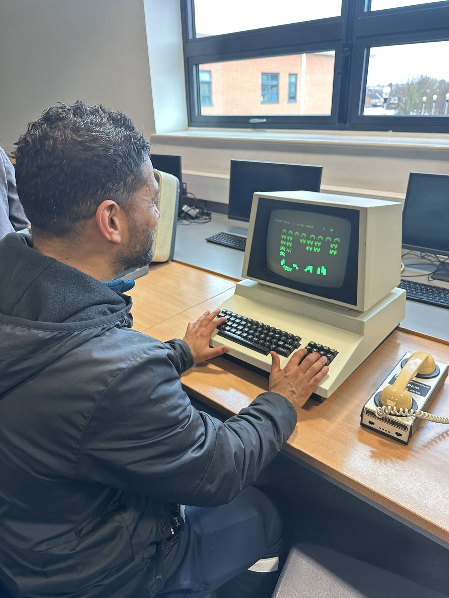 rusheymeadComp's tweet image. The last class of the day @The_CodeShow @RusheyMeadAcad @rusheymeadhist #ComputingHistory