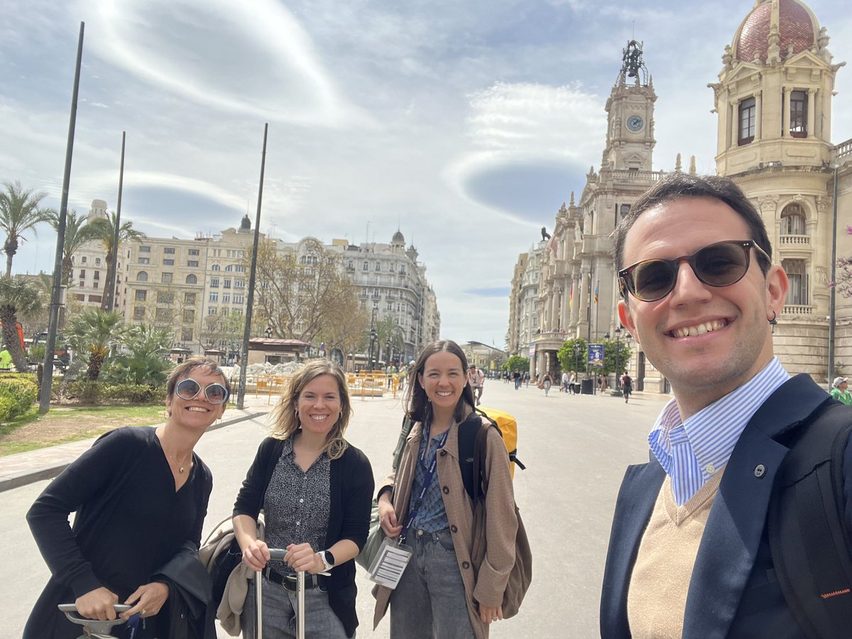 Christian Herrero (@chrisherreromd) on Twitter photo Nos despedimos del <a href="/CEG_VALENCIA_23/">Reunión Nacional ESOFAGOGASTRICA AEC VALENCIA 2023</a> <a href="/AEC_CEG/">AEC_CEG</a> tras haber disfrutado de ponencias como la del Prof. Hyung sobre la aplicación de la IA en cirugía EG (🤩).
Enhorabuena a la organización <a href="/MarcosBruna_/">Marcos Bruna</a> y hasta la próxima!
<a href="/EgarsotElisenda/">Elisenda Garsot MD, PhD</a> Dra Clavell, Dra Galofré Nos despedimos del <a href="/CEG_VALENCIA_23/">Reunión Nacional ESOFAGOGASTRICA AEC VALENCIA 2023</a> <a href="/AEC_CEG/">AEC_CEG</a> tras haber disfrutado de ponencias como la del Prof. Hyung sobre la aplicación de la IA en cirugía EG (🤩).
Enhorabuena a la organización <a href="/MarcosBruna_/">Marcos Bruna</a> y hasta la próxima!
<a href="/EgarsotElisenda/">Elisenda Garsot MD, PhD</a> Dra Clavell, Dra Galofré